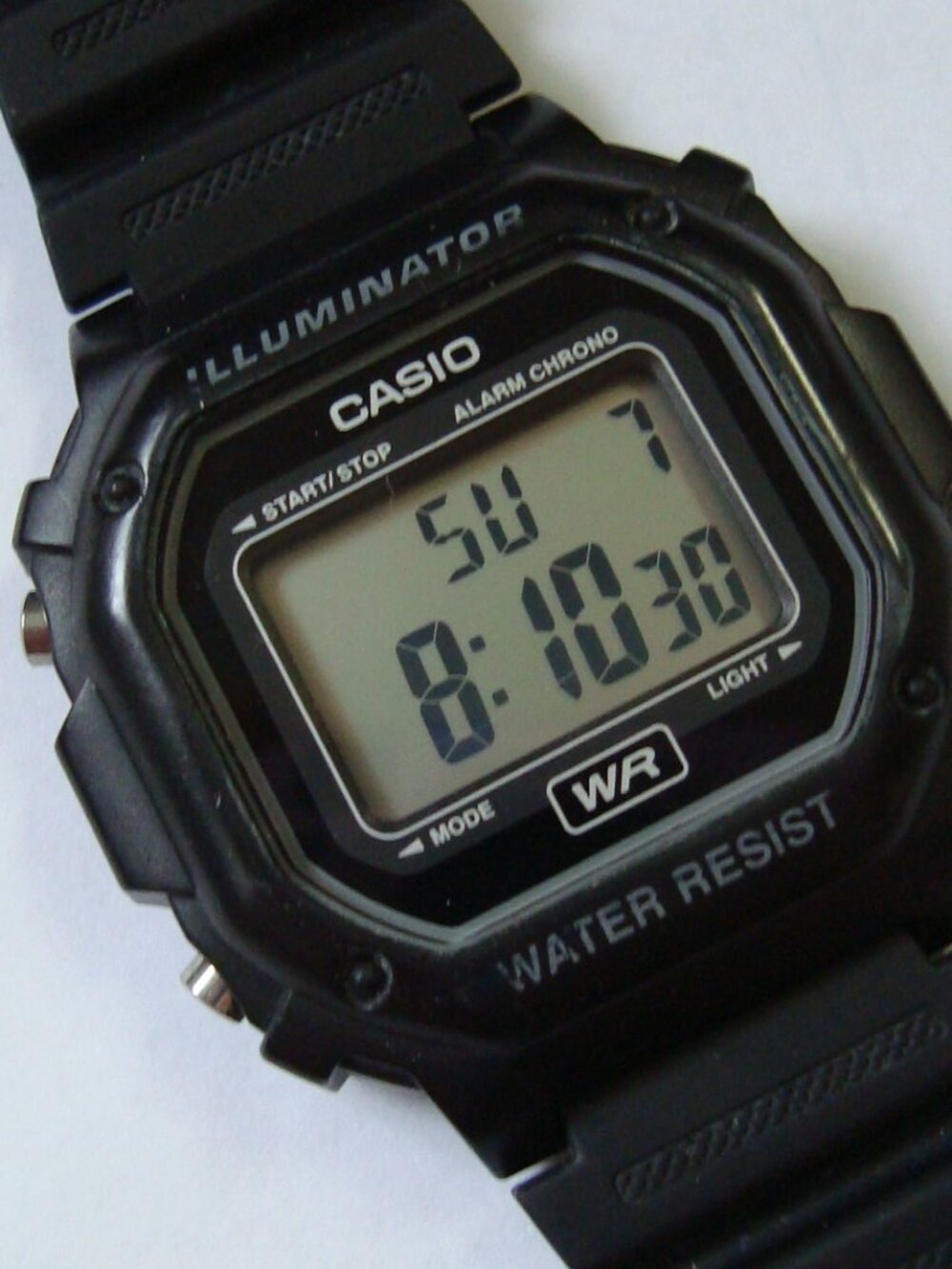 CASIO  F-108WH - Picture 2 of 7